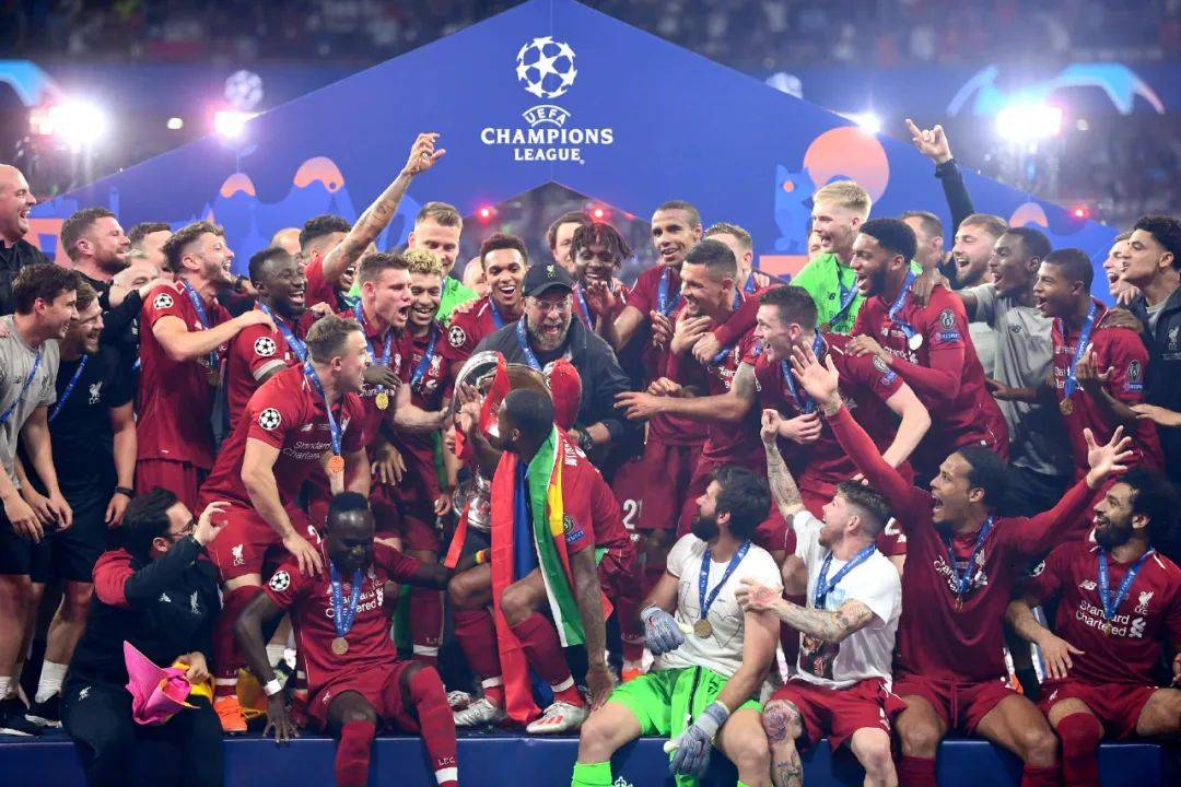 爱游戏平台下载-詹姆斯历年总决赛数据统计