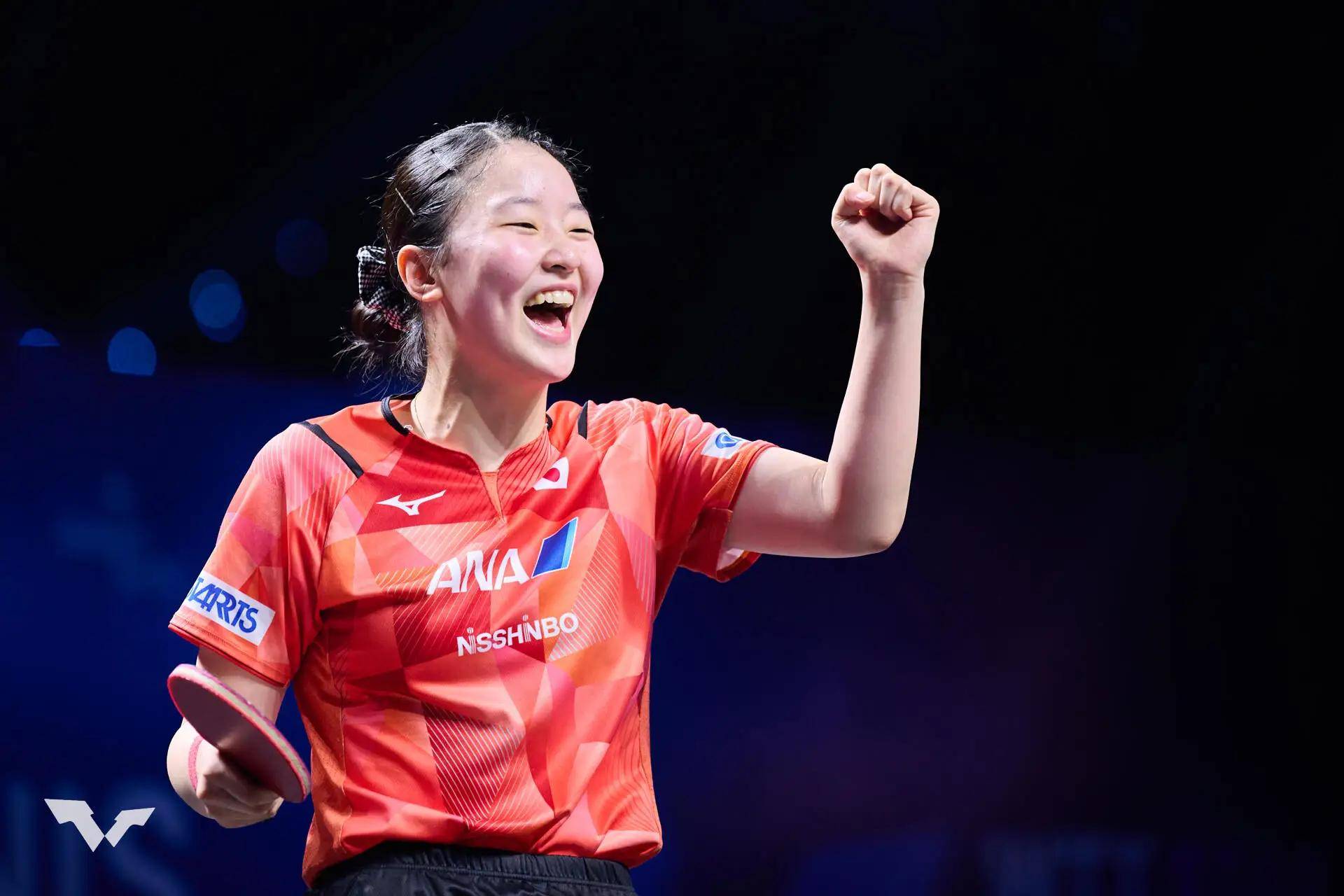 爱游戏登录入口-利物浦引发争议！，费德勒官方宣布表现优异新规赛场气氛高涨(利物浦费根)