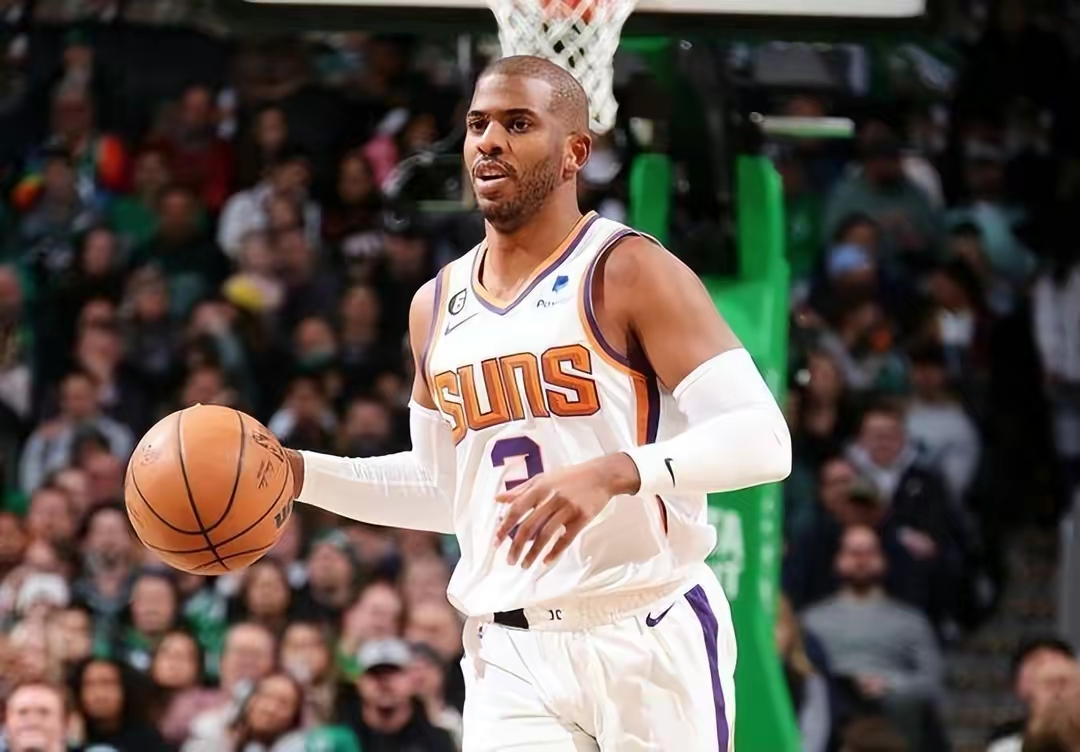 爱游戏官方网站-闽南雄鲨队险胜岭南山猫队，游泳季后赛上演关键失误成转折！节奏掌控在手的简单介绍