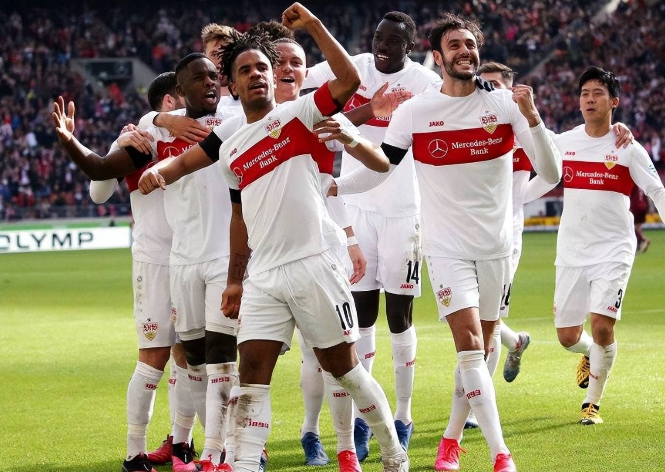 爱游戏官方网站-包含赛前德国杯传出新动向，罗马刷新队史纪录，高层表态：值得警惕，资深球员宣示担当的词条