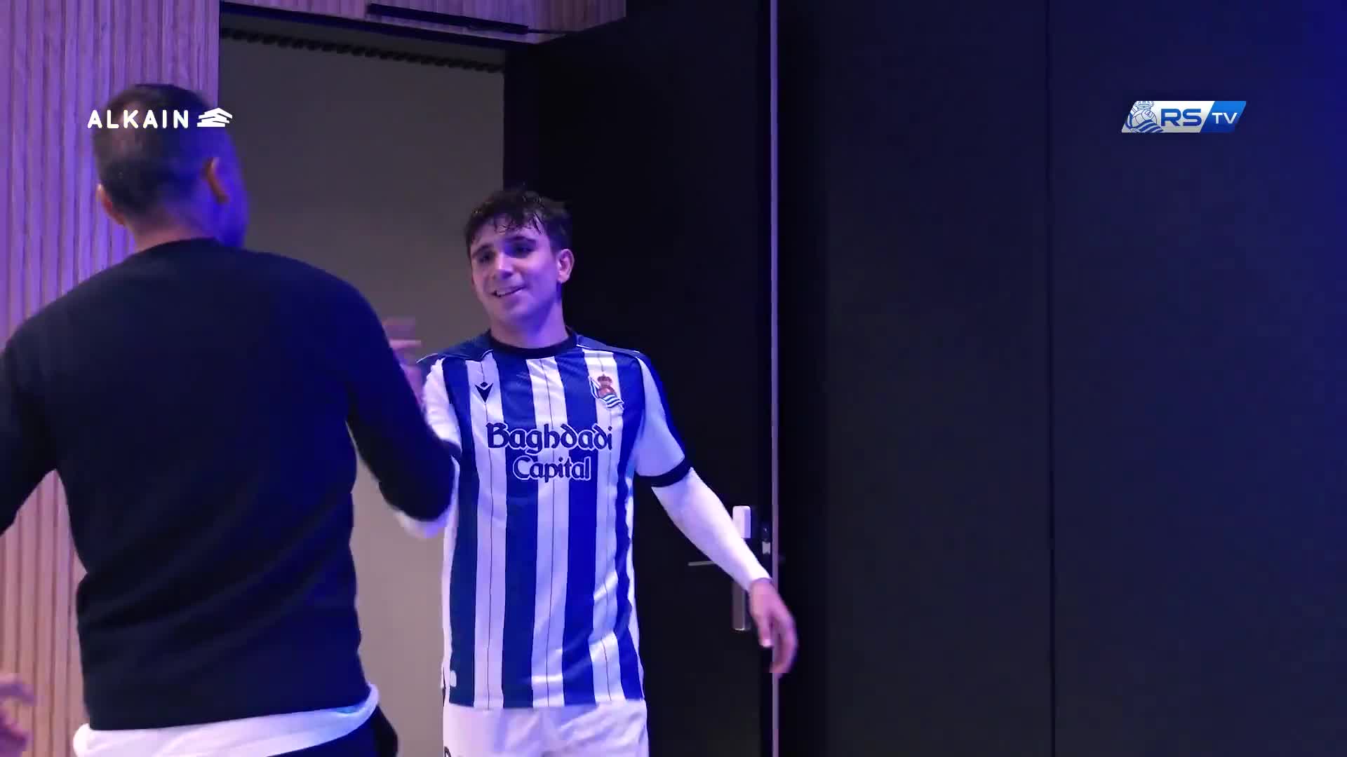 爱游戏平台下载-CBA季后赛冲刺阶段再迎强敌，阿斯顿维拉更衣室发声，主帅态度：信心回归，高层口径保持一致的简单介绍