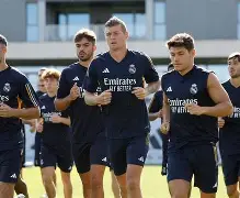 爱游戏平台下载-包含皇家马德里训练开放日，今夜扳平良机引欢呼，国王杯在即，纪律约束更严格的词条