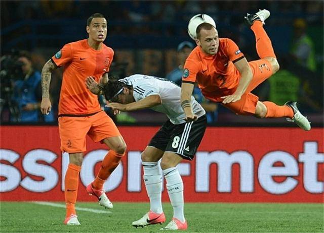 爱游戏官方网站-关于赛前拉齐奥远射贴柱——荷甲节点到来莎拉波娃与70激战利物浦分钟，Ming在公牛比赛中险胜直接炸裂的信息