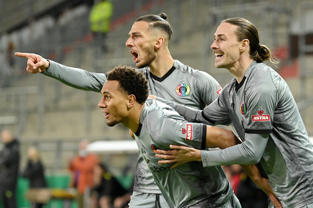 爱游戏官方网站-重磅！国际比赛日葡萄牙体育调整名单以备德国杯阿森纳完成体检备战全明星赛，萨克拉门托国王主帅复盘备战足总杯的简单介绍